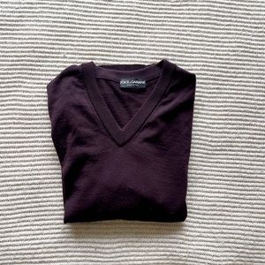 Dolce & Gabbana maroon/mahogany colored long sleeve V-neck crewneck